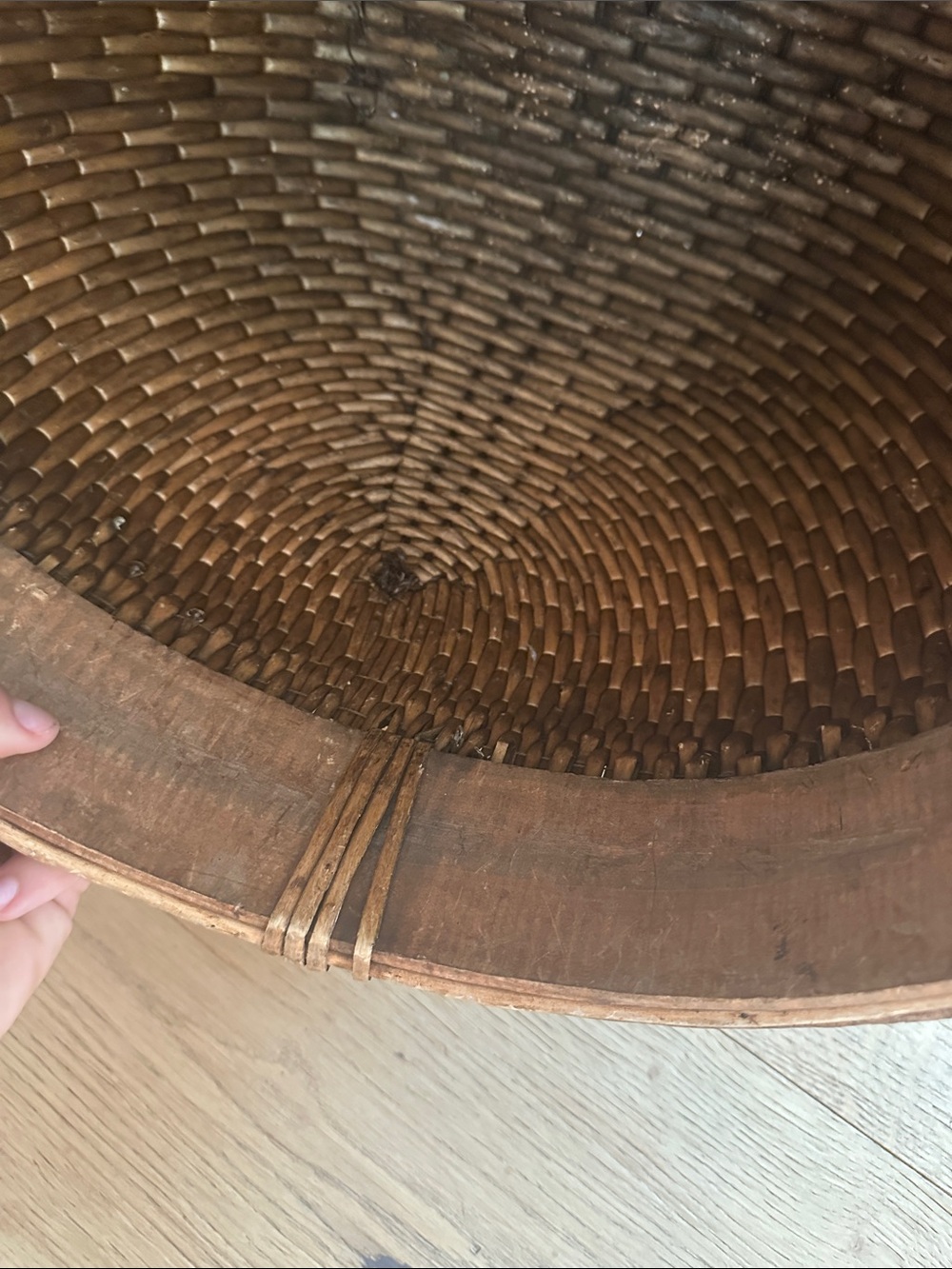 Chinese Woven Willow Basket w/ 2 Wood Handles Asian Vintage Antique 19th Century - Picture 4 of 4